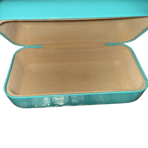 Tiffany & Co. Turquoise Blue Hard Clam Shell Flip Eyeglass Case and Cloth - Picture 6 of 13